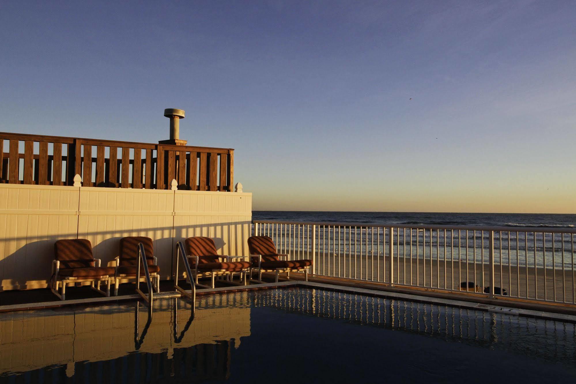 デイトナ・ビーチ・ショアーズ Club Sea Oats By Capital Vacationsモーテル エクステリア 写真